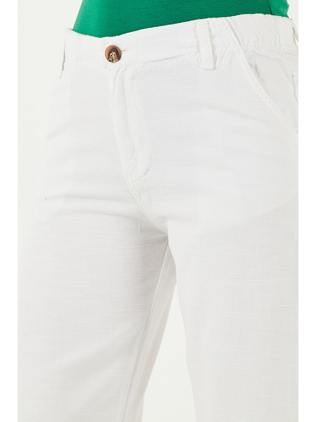 Beyaz Pamuklu Standart Fit Yüksek Bel Geniş Paça Pantolon 668Yp5193-5