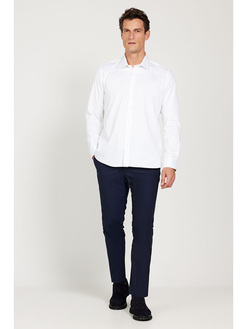 Erkek Beyaz Slim Fit Dar Kesim Klasik Yaka Saten Gömlek-1