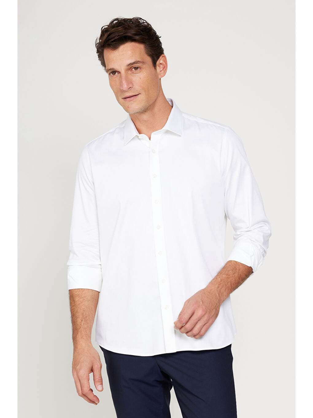 Erkek Beyaz Slim Fit Dar Kesim Klasik Yaka Saten Gömlek-2