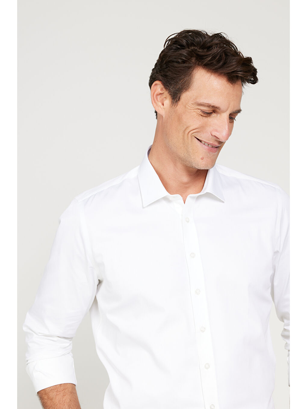 Erkek Beyaz Slim Fit Dar Kesim Klasik Yaka Saten Gömlek-5