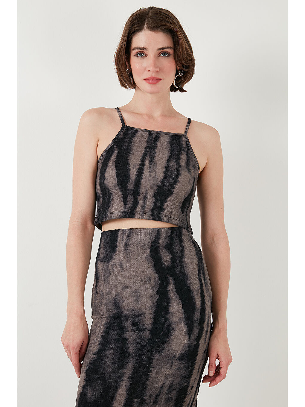 Siyah Slim Fit İp Askılı Yırtmaçlı Midi Alt-Üst Takım 5869021-4