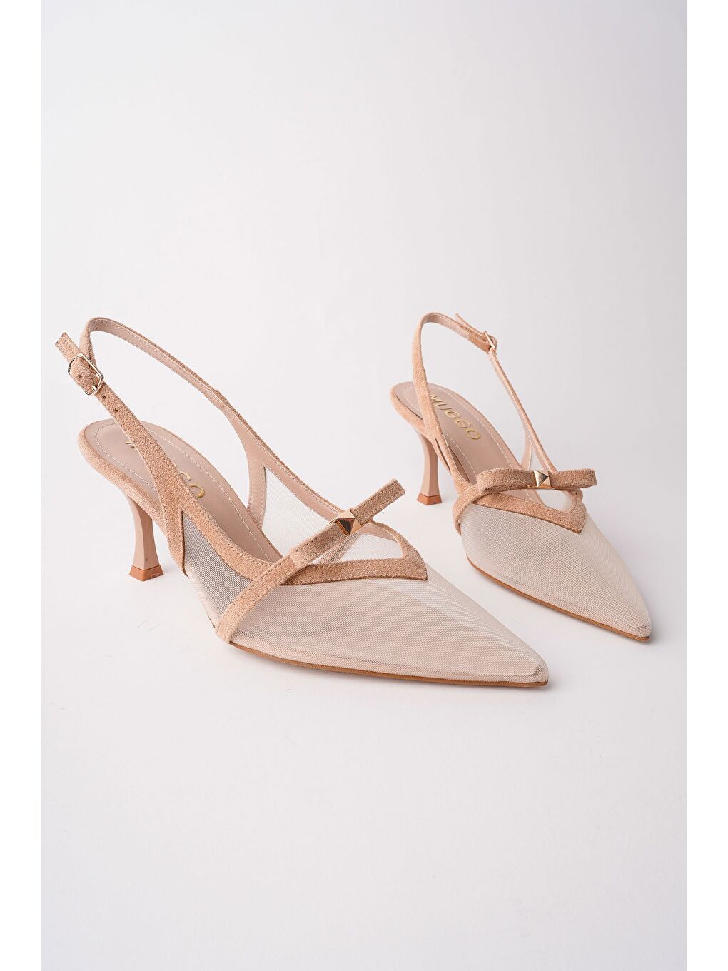 Bej LOVER Fileli Fiyonk Detaylı Sivri Burun Arkası Açık Kadın Topuklu Ayakkabı