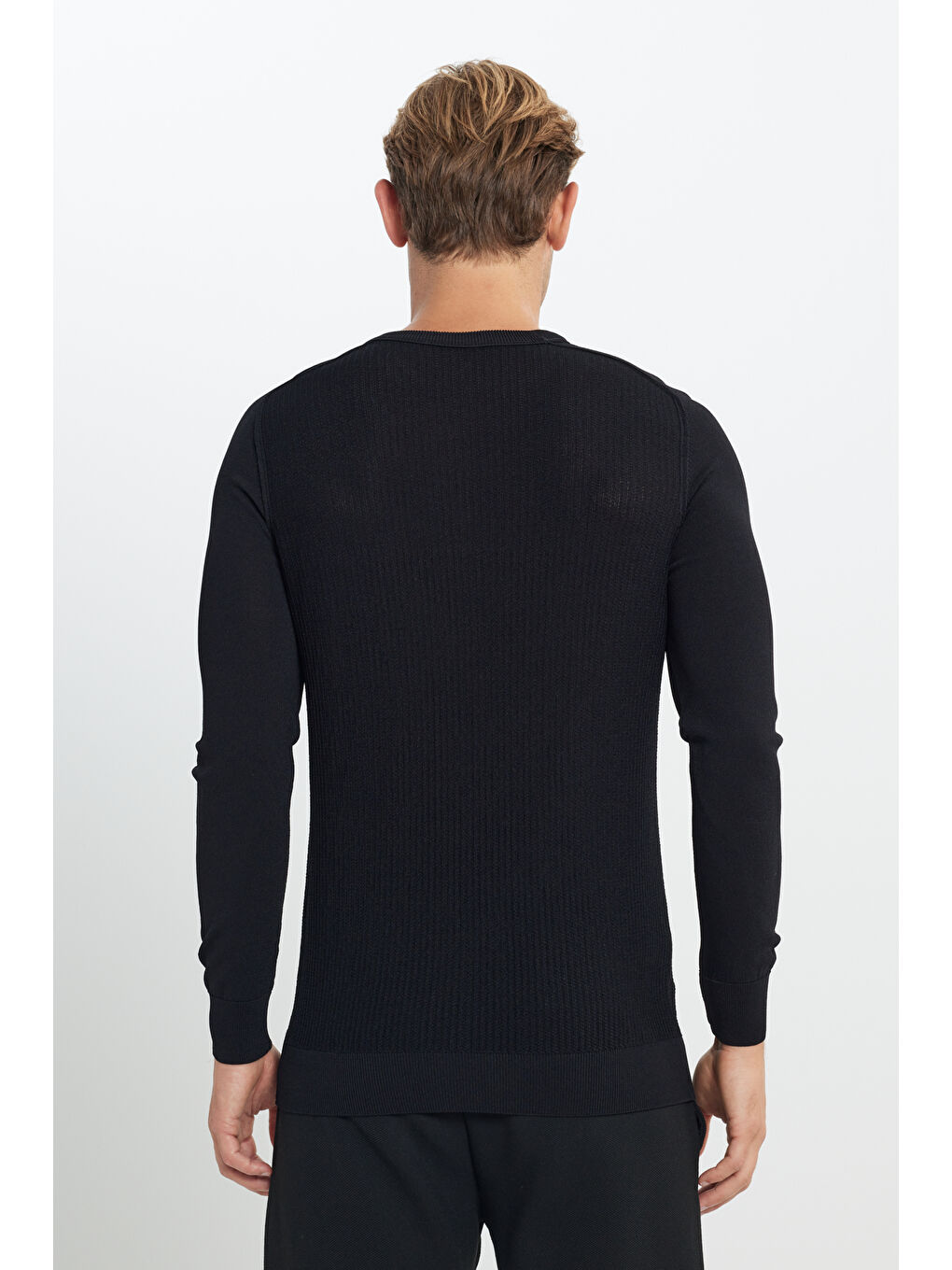 Erkek Siyah Standart Fit Normal Kesim Bisiklet Yaka Jakarlı Triko Kazak-4