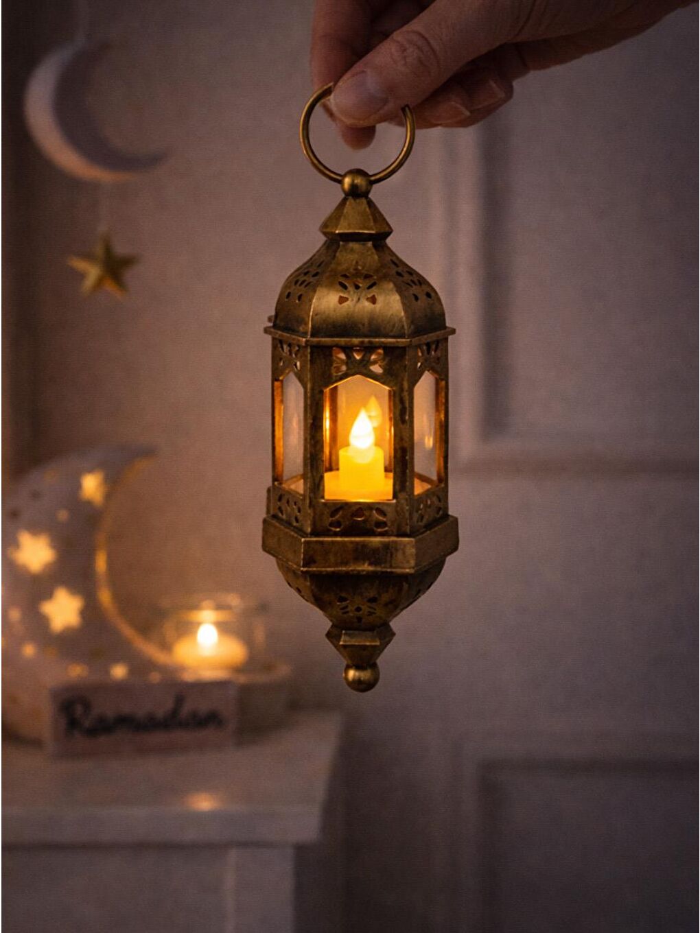 Sarı Asılabilir Ramazan Temalı Led Işıklı Pilli Dekoratif Fener – Eskitme Altın 20 cm-1