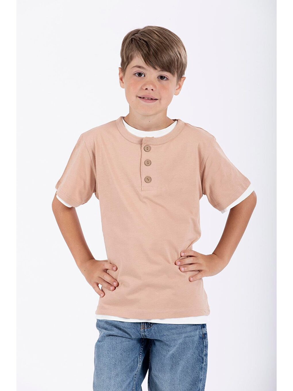 Beyaz Patlı Düğmeli Erkek Çocuk Tişört