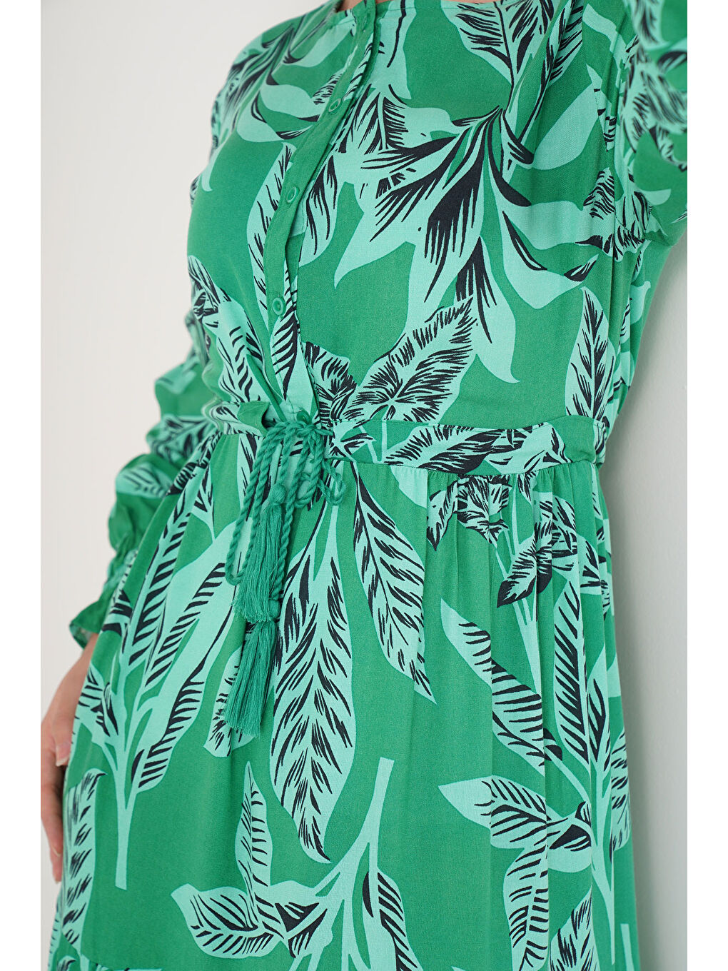 2145 Desenli Tesettür Elbise - Yeşil-4