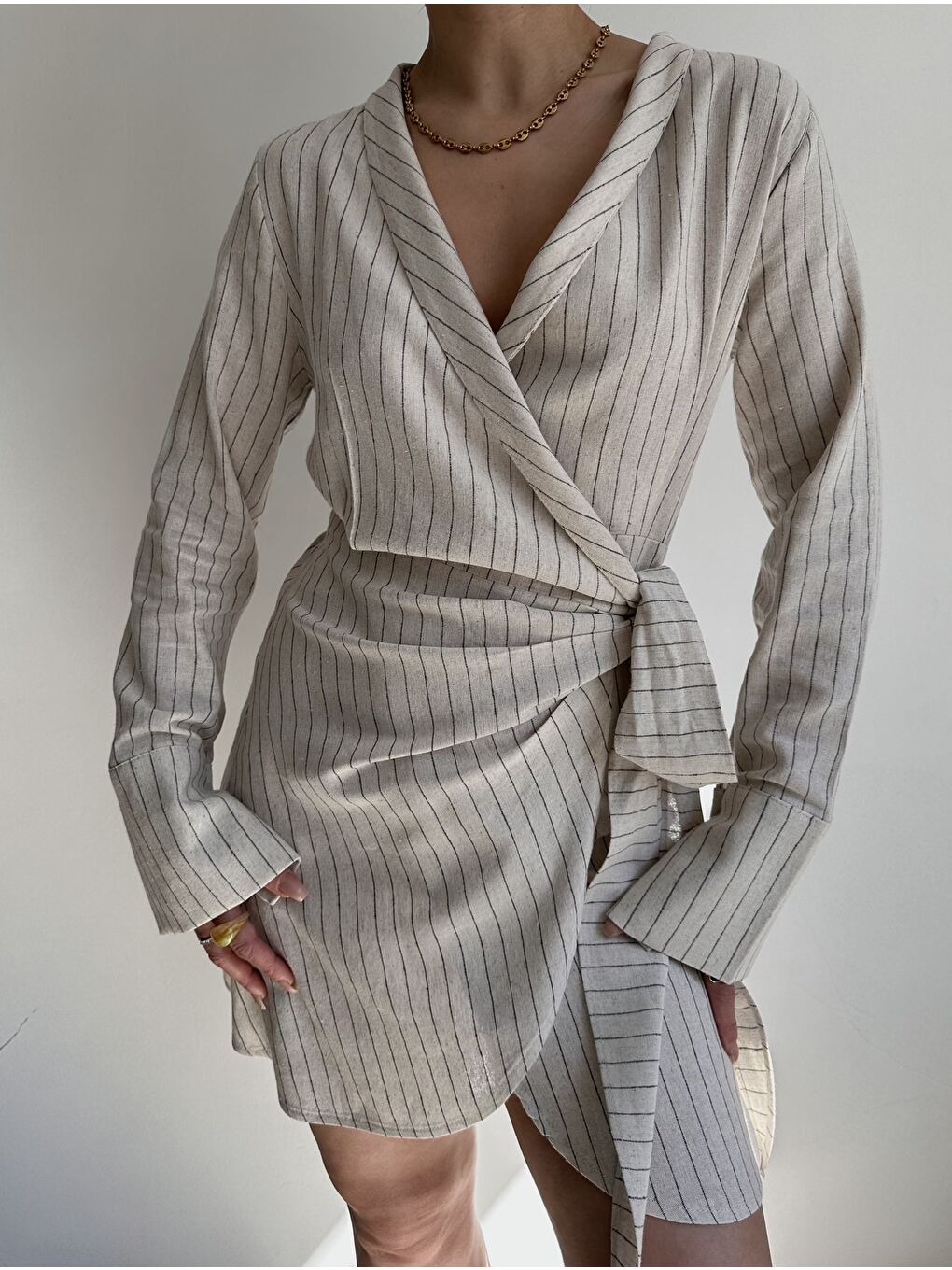 İnes Çizgili Bej Keten Elbise-2