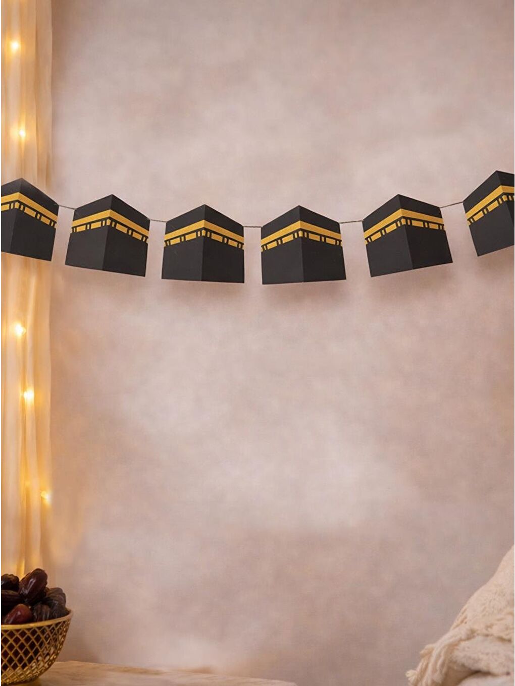 Siyah Ramazan Temalı Tasarımlı Asmalı Dekoratif Banner Duvar Süsü