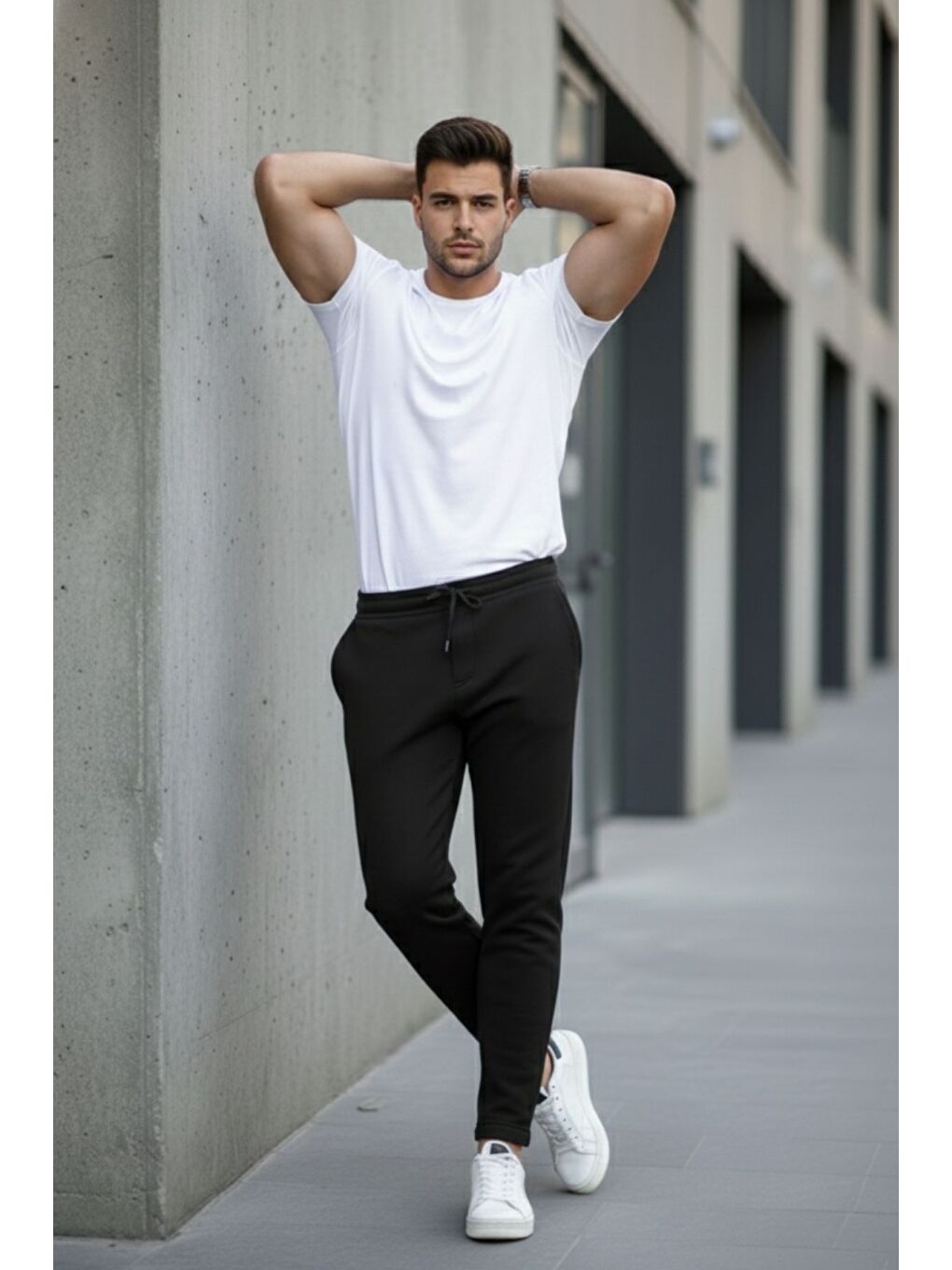 Erkek Beli Lastikli 3 Iplik Düz Paça Siyah Eşofman Altı-4