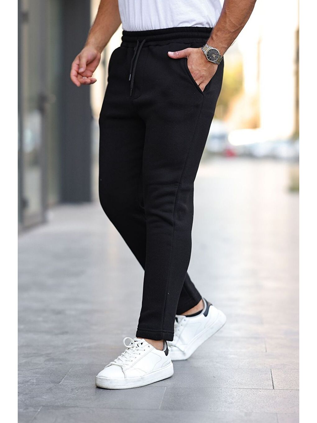 Erkek Beli Lastikli 3 Iplik Düz Paça Siyah Eşofman Altı-5