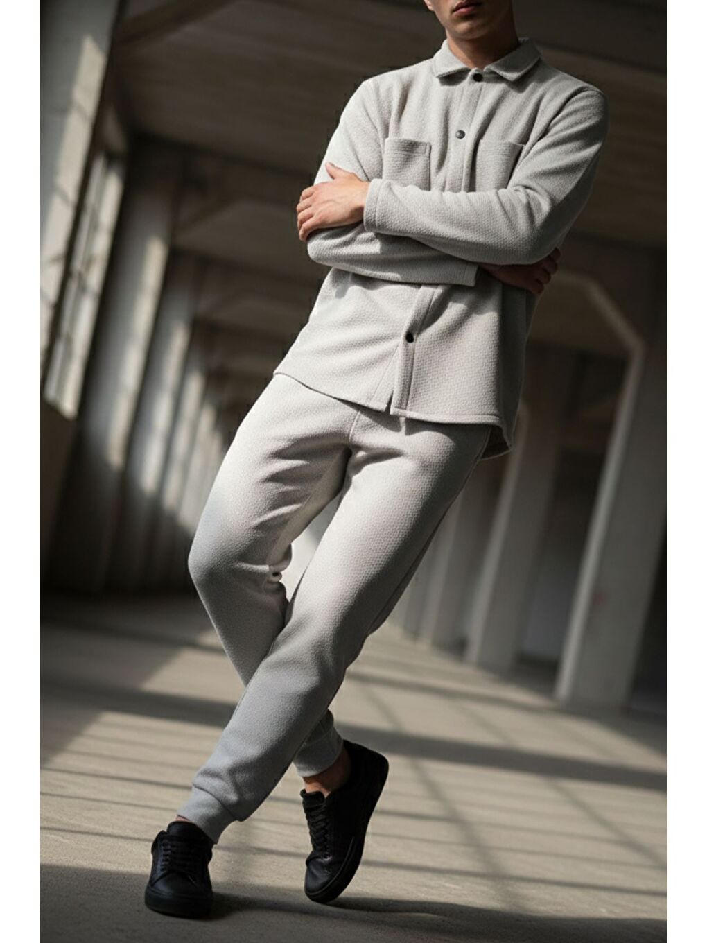 Bej Erkek Kendinden Desenli Ön Çıtçıtlı Gömlek Bel Lastikli Pantolon İkili Takım-1