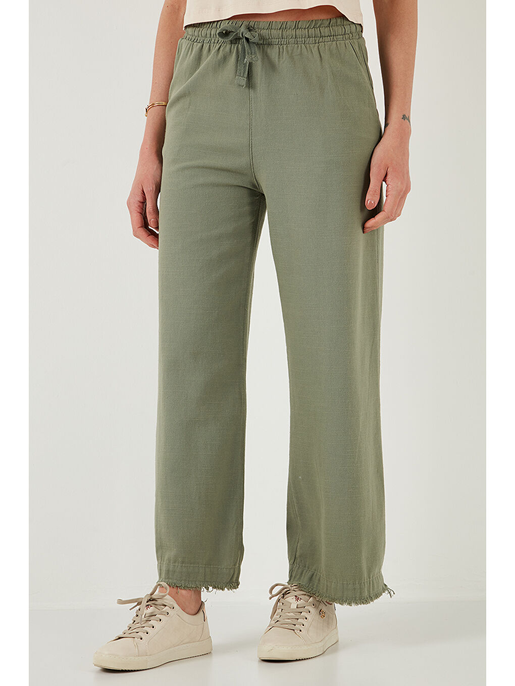 Haki Pamuklu Relaxed Fit Yüksek Bel Geniş Paça Pantolon 668Yp5275-2