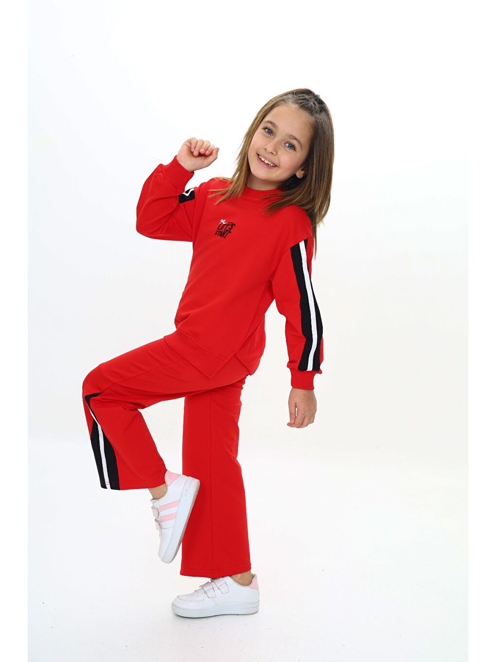 Kırmızı Kız Çocuk Nakışlı Eşofman Takım-1