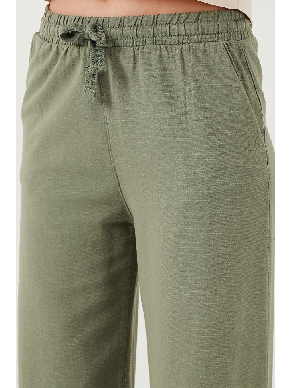 Haki Pamuklu Relaxed Fit Yüksek Bel Geniş Paça Pantolon 668Yp5275-5