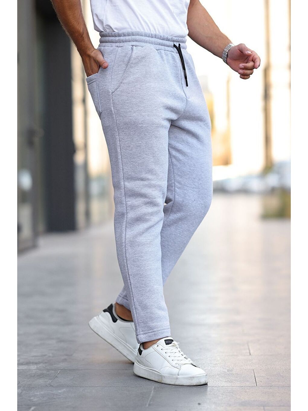 Erkek Beli Lastikli 3 Iplik Düz Paça Gri Eşofman Altı-5