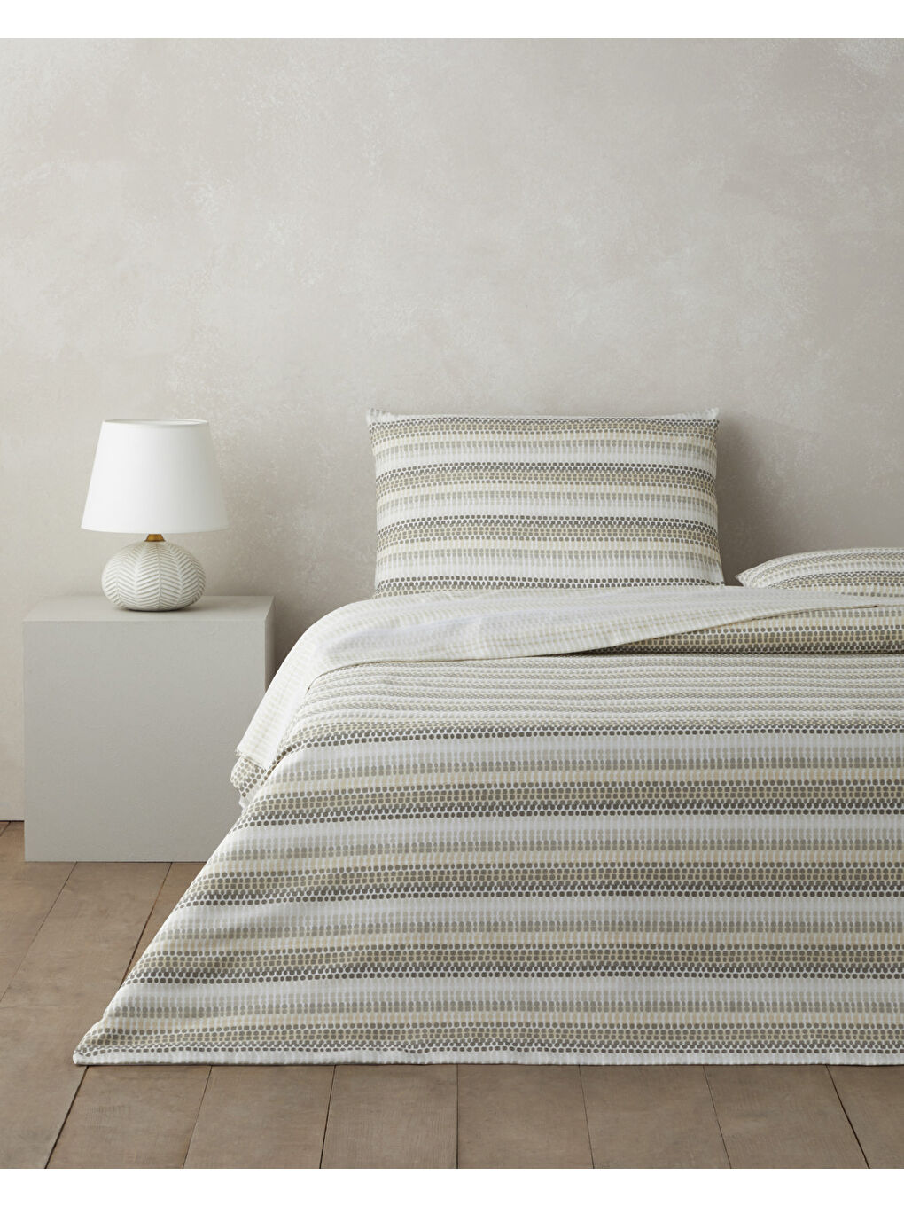 Woody Kolay Ütülenir Çift Kişilik Nevresim Seti 200x220 cm Bej-Kahverengi