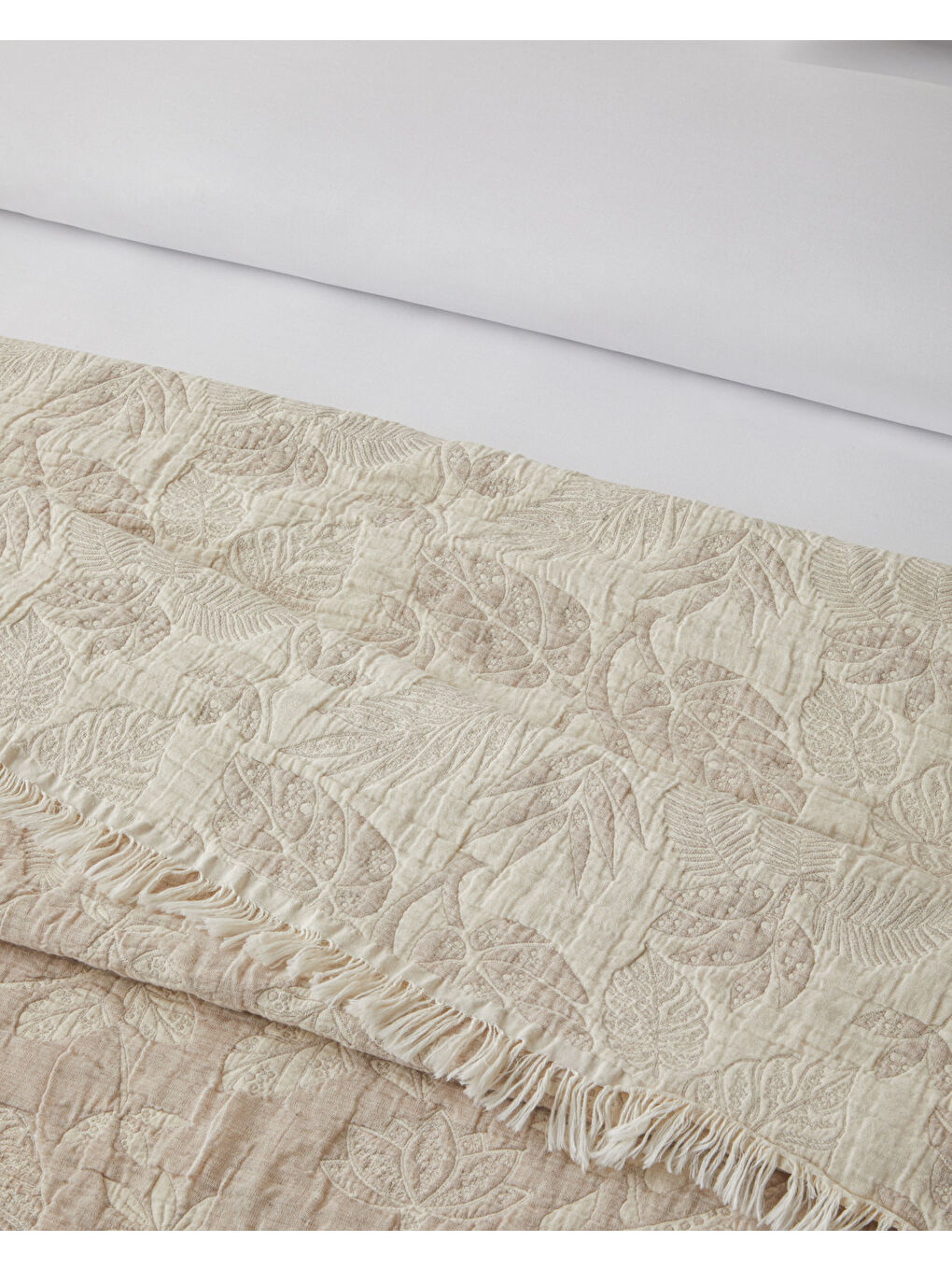 Eden Grace Çift Kişilik Yatak Örtülü Nevresim Takımı 200x220 cm Bej-2