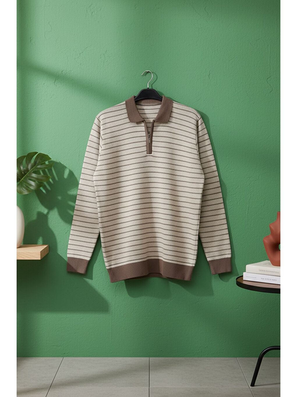 Bej Erkek Polo Yaka Yarım Fermuarlı Çizgi Desenli Triko Kazak-2