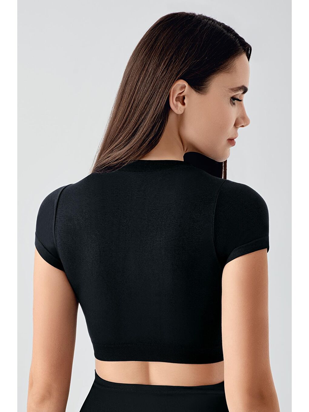Siyah Kadın Seamless Yumuşak Dokulu Kısa Kollu Esnek Crop T-Shirt C06-2