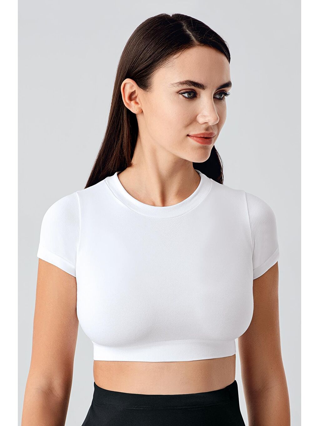 Beyaz Kadın Seamless Yumuşak Dokulu Kısa Kollu Esnek Crop T-Shirt C06