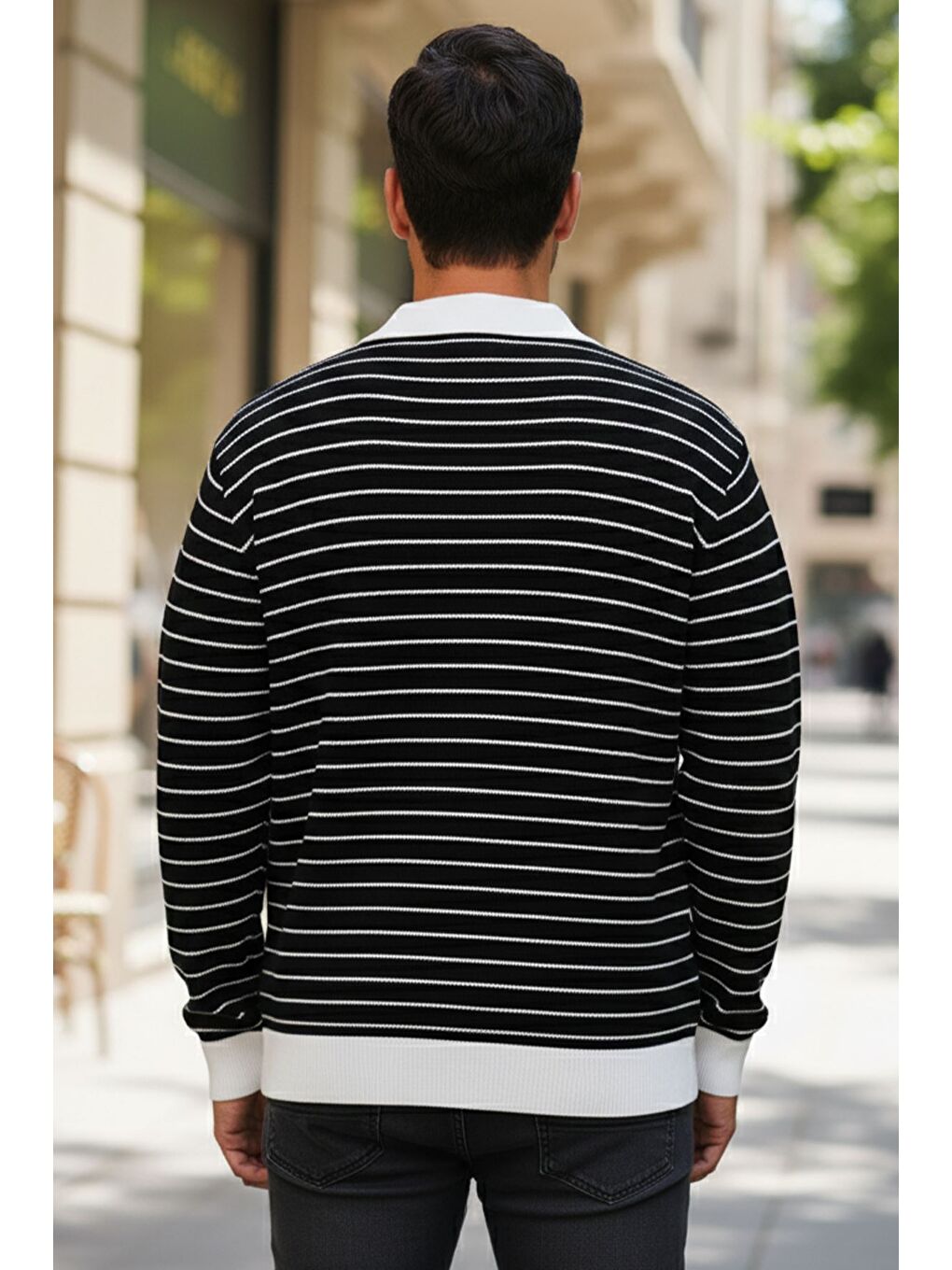 Siyah Erkek Polo Yaka Yarım Fermuarlı Çizgi Desenli Triko Kazak-1