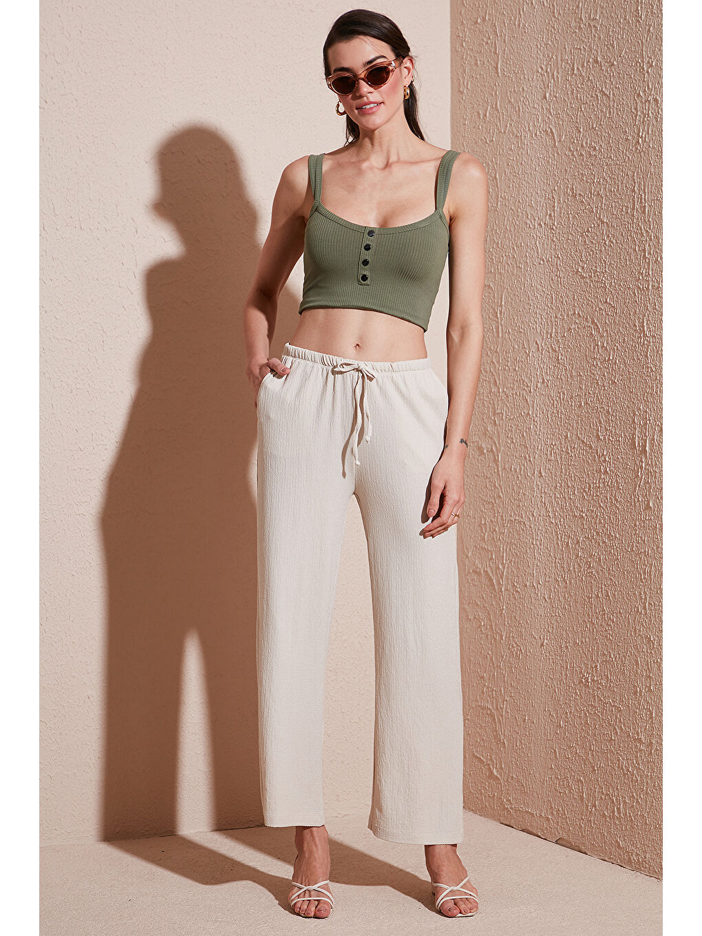 Bej Regular Fit Normal Bel Geniş Paça Pantolon 5866117