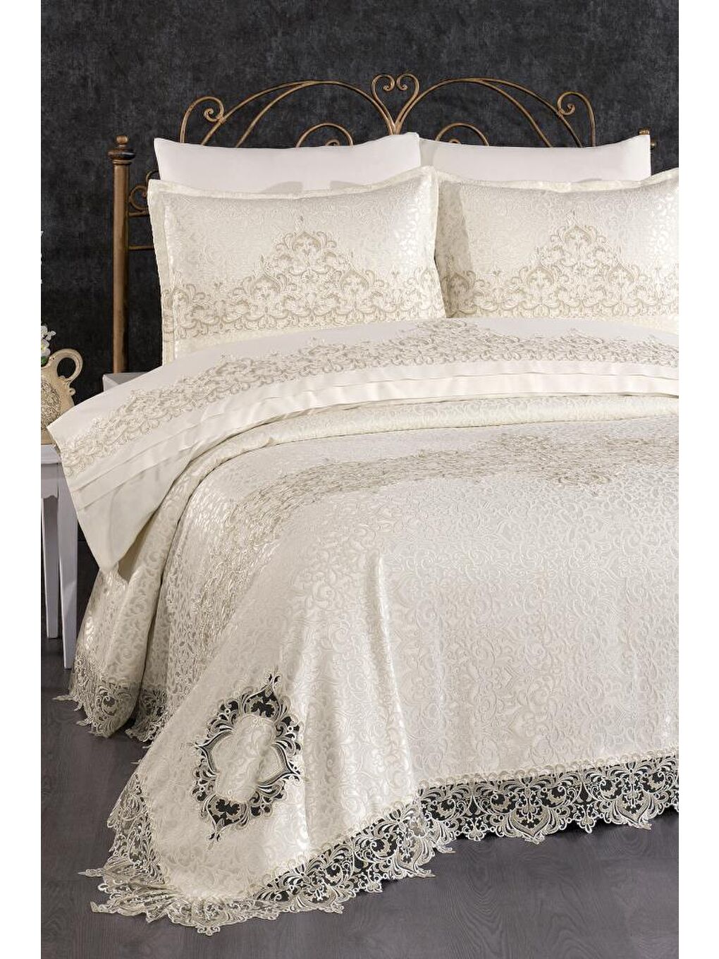 Karışık Saray Gelin Seti 7 Parça Krem - Altın