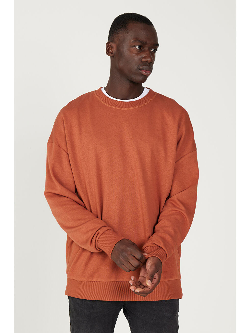 Kahverengi Erkek Açık Kahve Oversize Bol Kesim 3 İplik Bisiklet Yaka Pamuklu Sweatshirt-3