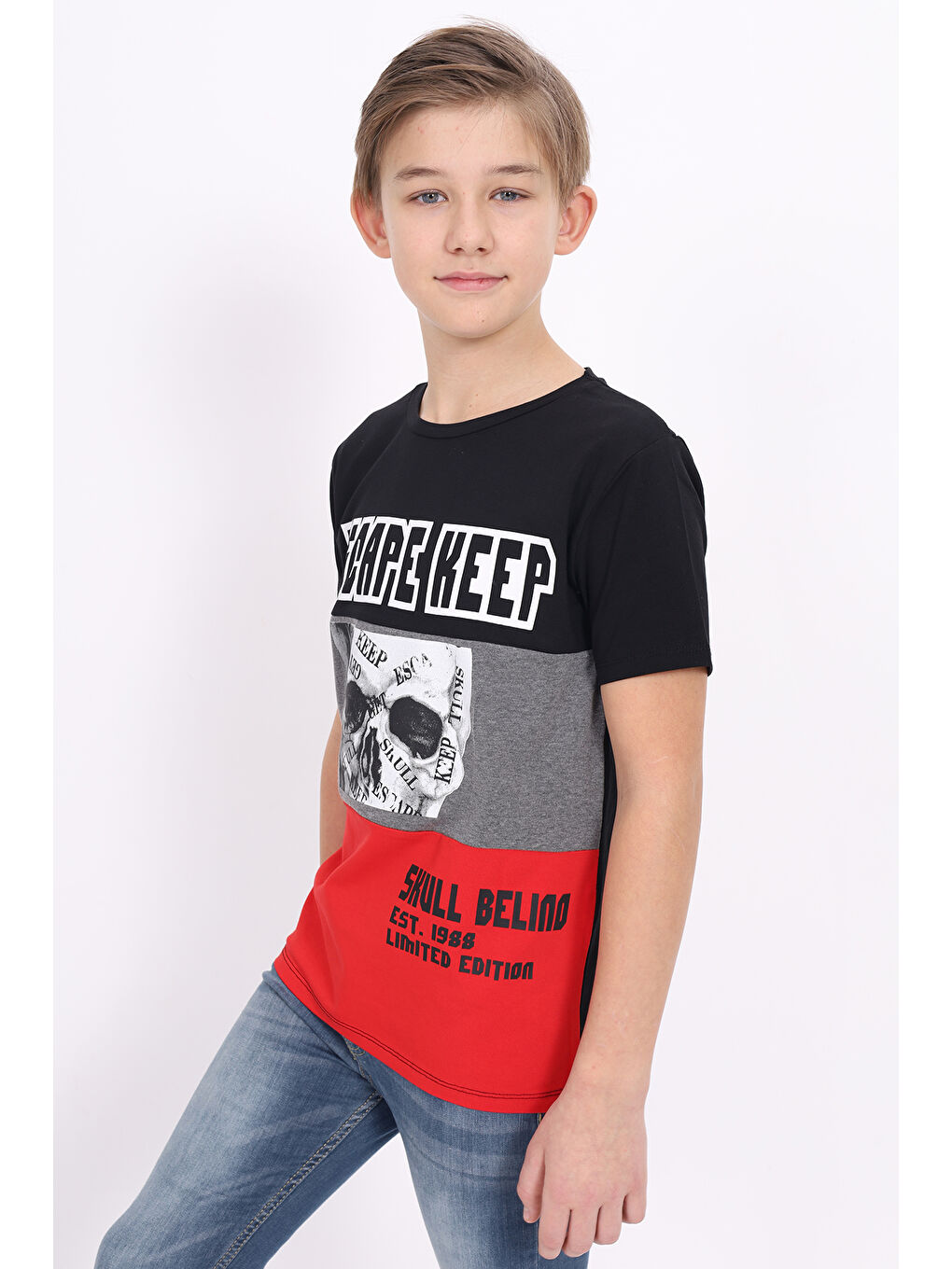 Siyah Erkek Çocuk Escape Baskılı Garnili Tişört-5