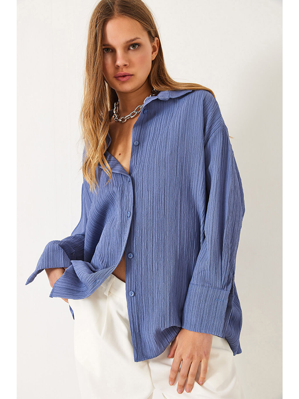 İndigo Kadın Düşük Omuz Oversize Basic Bürümcük Gömlek-4
