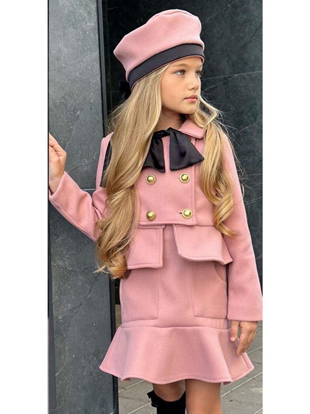 Pembe Kız Çocuk Asimetrik Kesim ve Düğme Detaylı Ceket Eteği Fırfır Detaylı Pudra Kaşe Etekli Takım-2