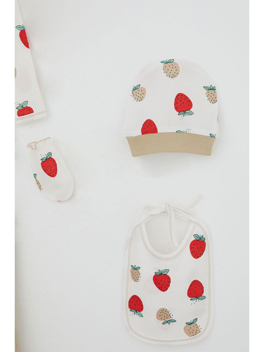 Kız Bebek Hastane Çıkışı 5 Li Çilek Bahçesi Desenli Ekru (0-3 Ay)-4