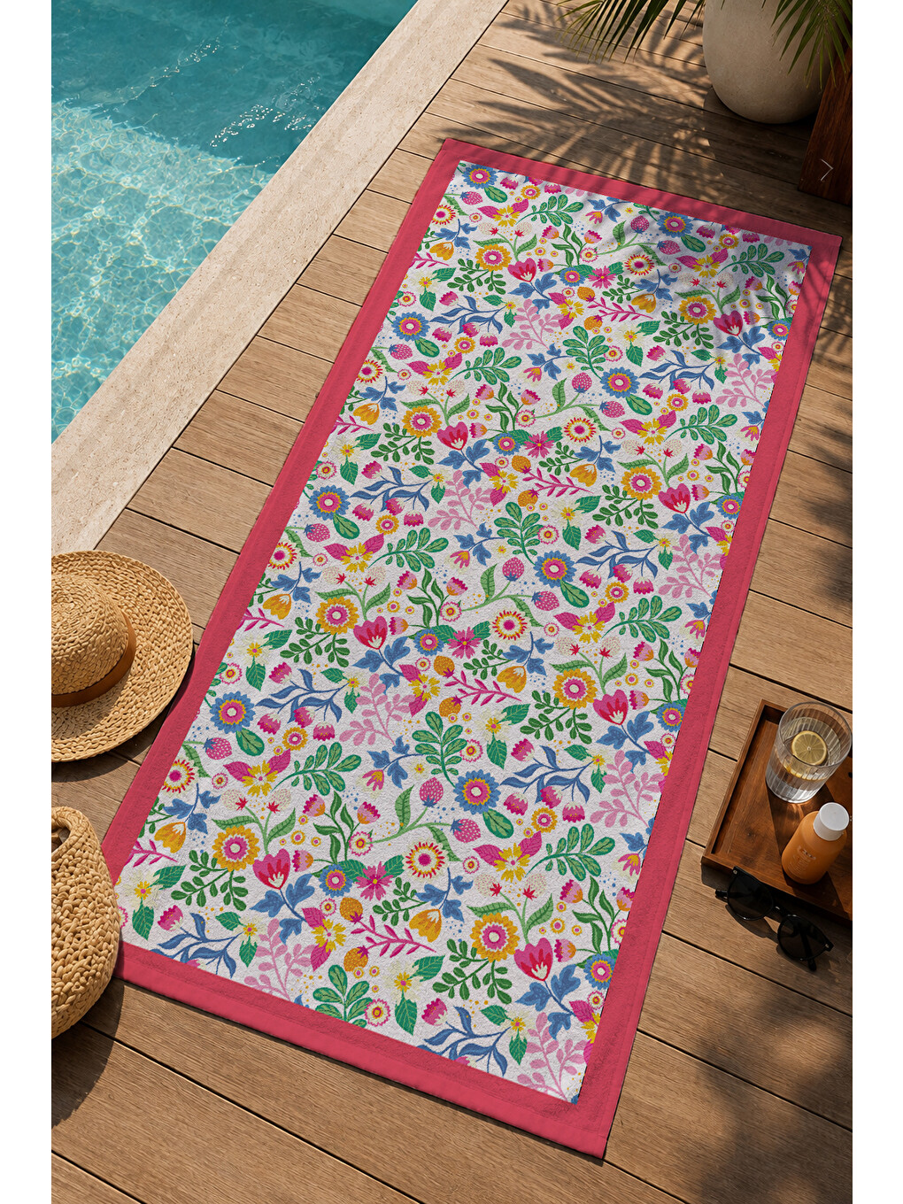 Renkli Minik Çiçekli Pembe Bordürlü Desenli 70x150 Cm Dijital Baskılı Plaj Ve Banyo Havlusu-2