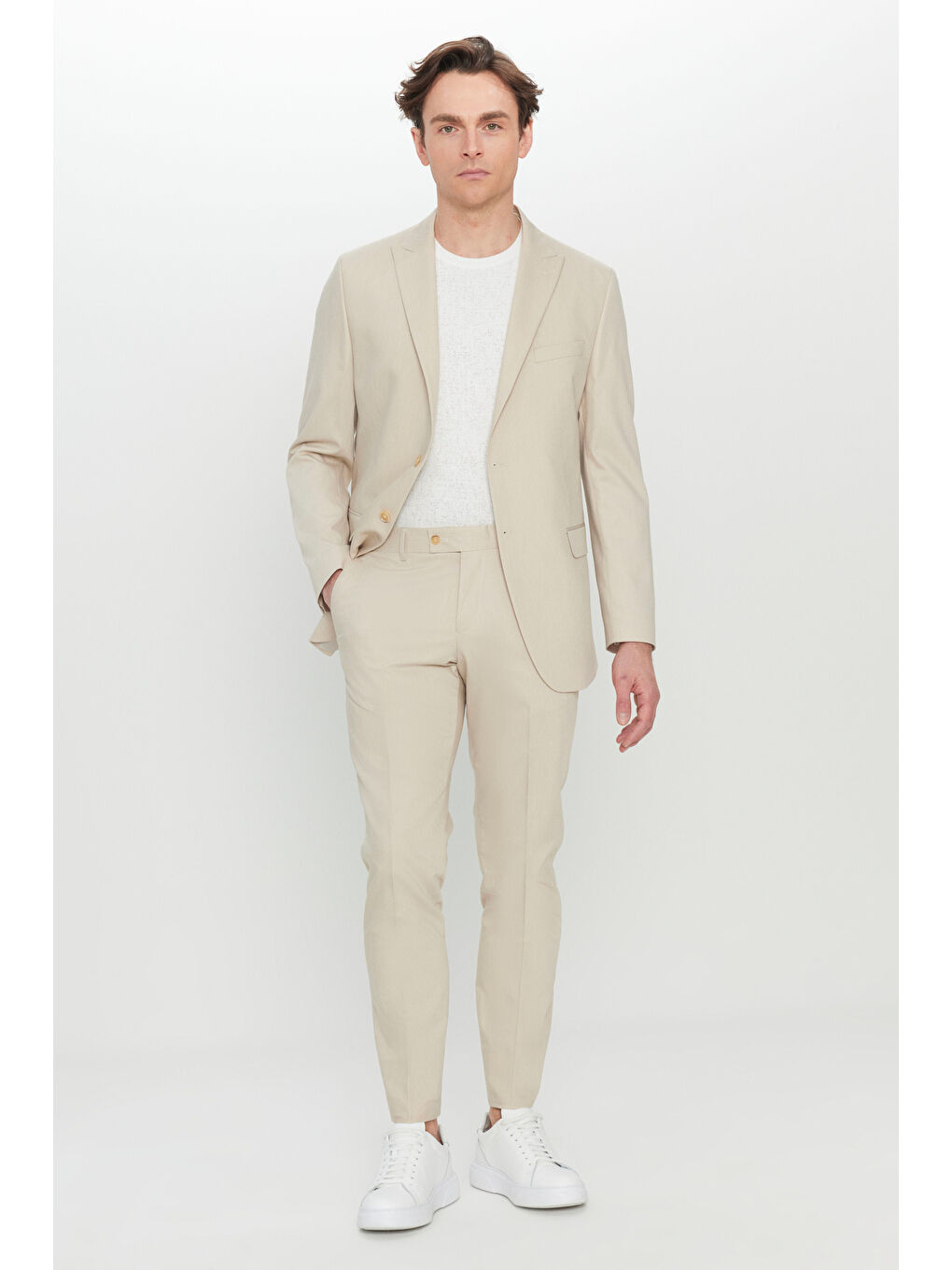 Erkek Bej Slim Fit Dar Kesim Kırlangıç Yaka Kapak Cepli Esnek Takım Elbise-1