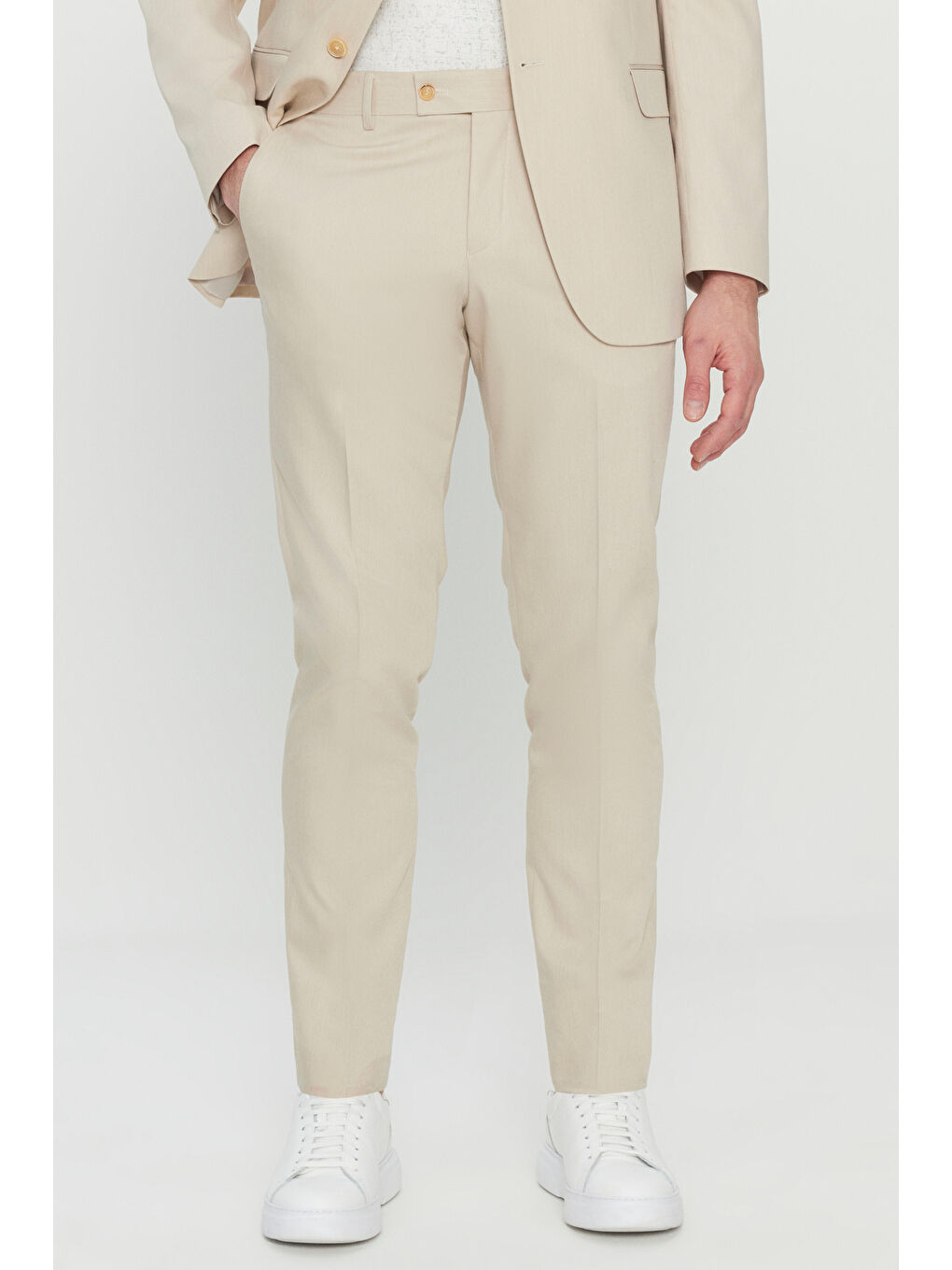 Erkek Bej Slim Fit Dar Kesim Kırlangıç Yaka Kapak Cepli Esnek Takım Elbise-4