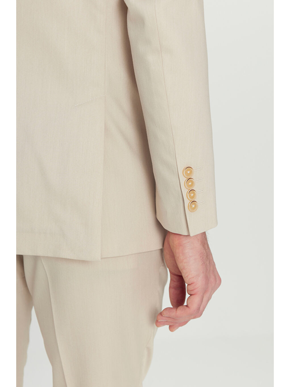 Erkek Bej Slim Fit Dar Kesim Kırlangıç Yaka Kapak Cepli Esnek Takım Elbise-5
