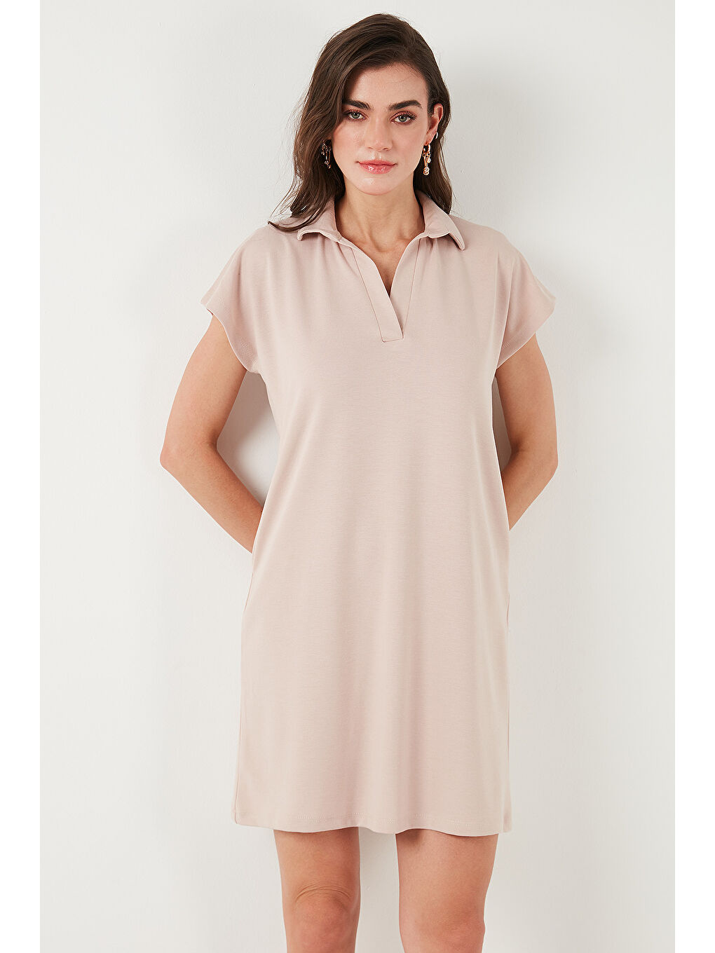 Bej Regular Fit Polo Yaka Mini Elbise 5866153-1