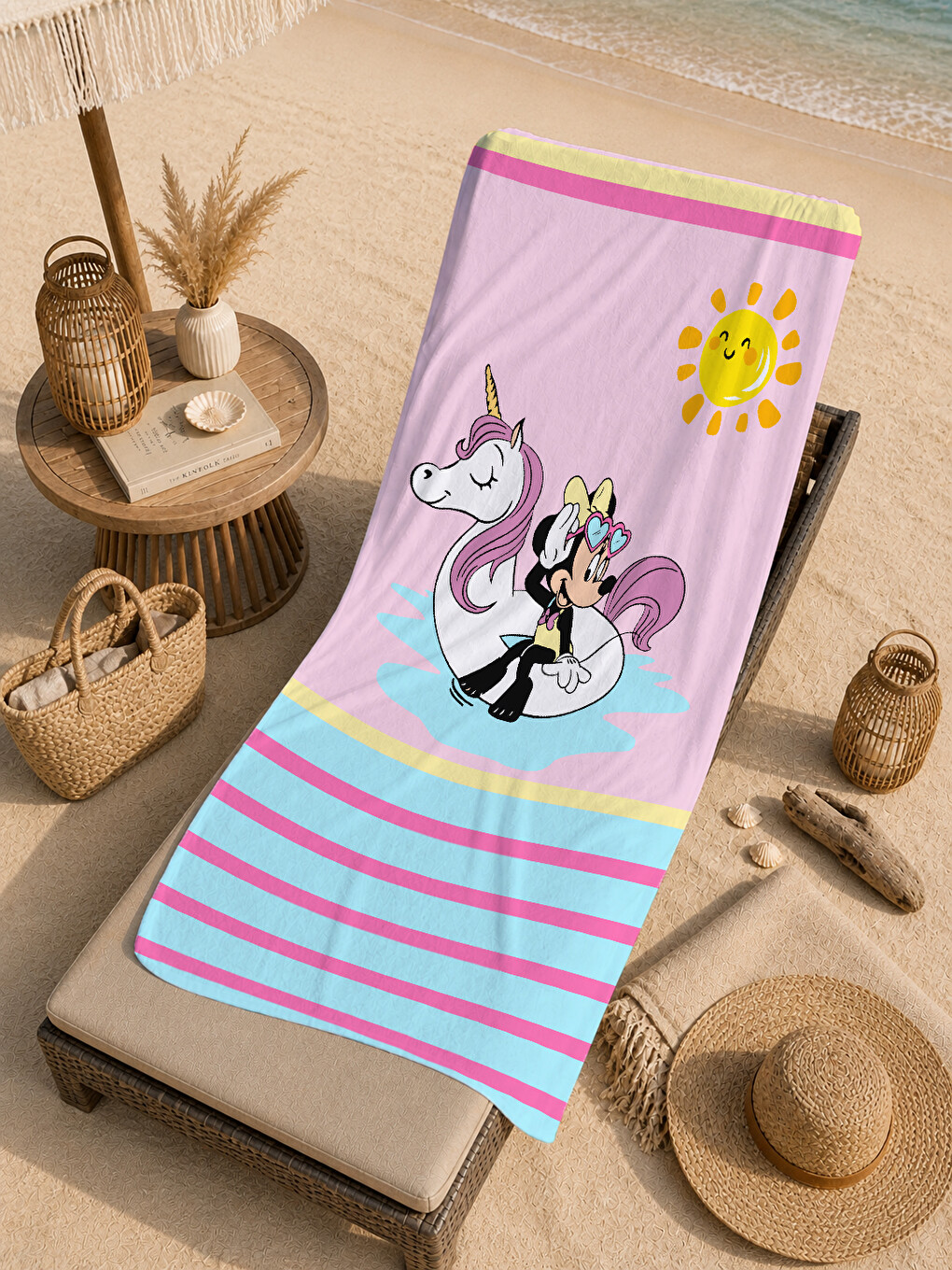 Pembe Turkuaz Çizgili Unicornlu Sevimli Kız Desenli 70x150 Cm Dijital Baskılı Plaj Ve Banyo Havlusu-4