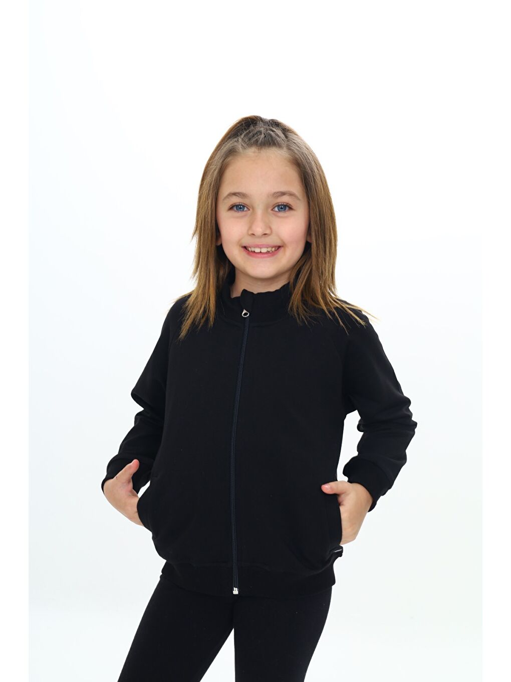 Siyah Kız Çocuk Nakışlı Hırka-3