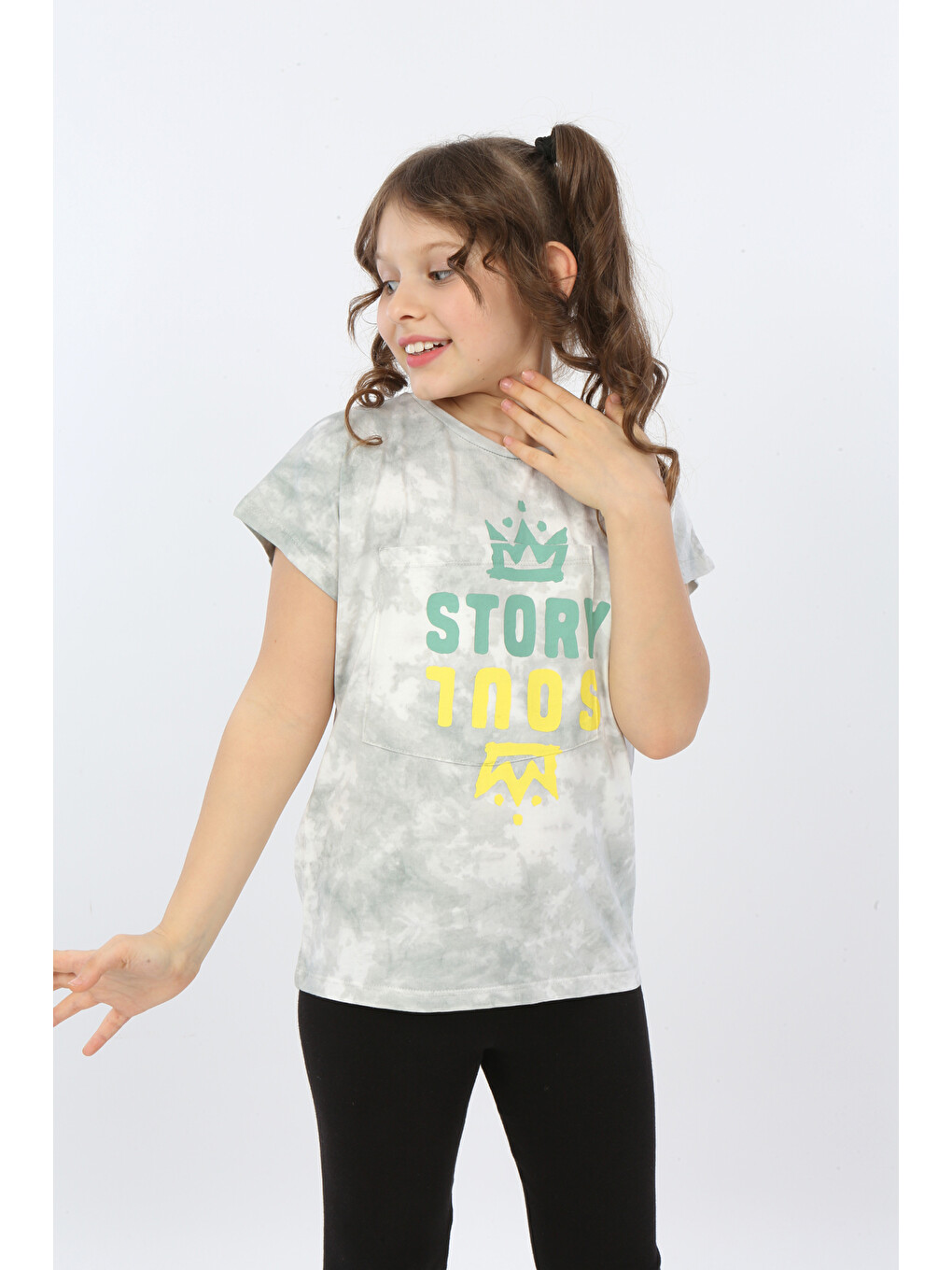 Yeşil Kız Çocuk Story Soul Baskılı Tişört-2