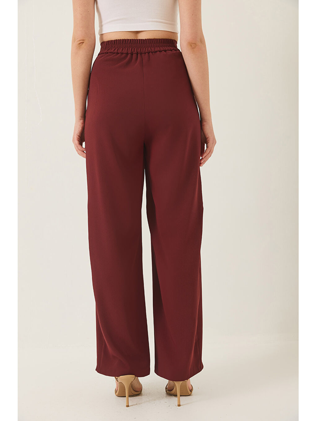 Bordo Kadın Pileli Cep Detaylı Kemerli Arkası Lastikli Palazzo Latina Pantolon-5