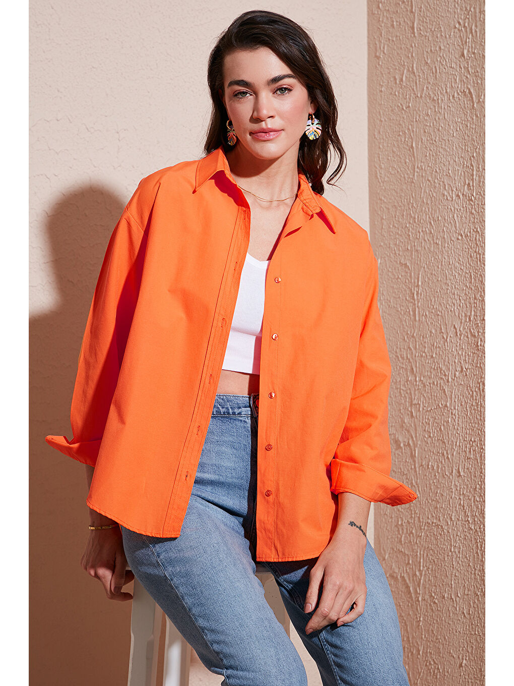 Turuncu Pamuklu Regular Fit Önü Kısa Arkası Uzun Oval Kesim Gömlek Cf25S163867-1