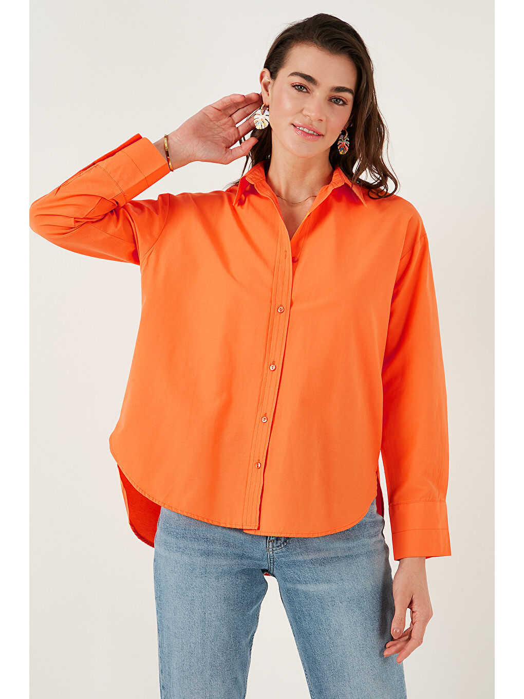 Turuncu Pamuklu Regular Fit Önü Kısa Arkası Uzun Oval Kesim Gömlek Cf25S163867-4