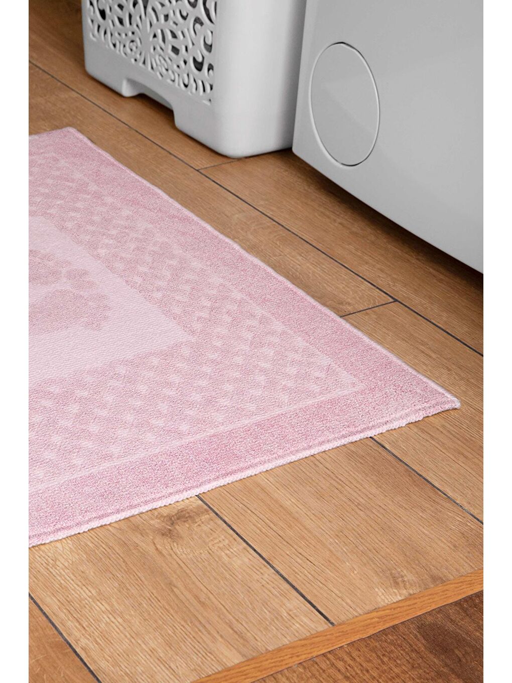 Pembe Desenli Ayak Havlusu-3