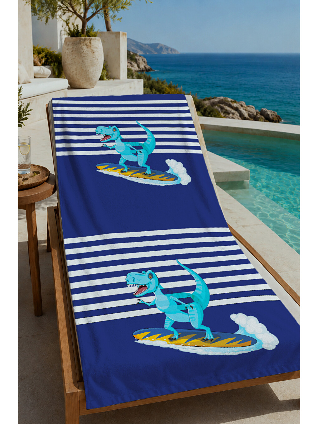 Lacivert Beyaz Çizgili Tropikal Timsah Desenli 70x150 Cm Dijital Baskılı Plaj Ve Banyo Havlusu
