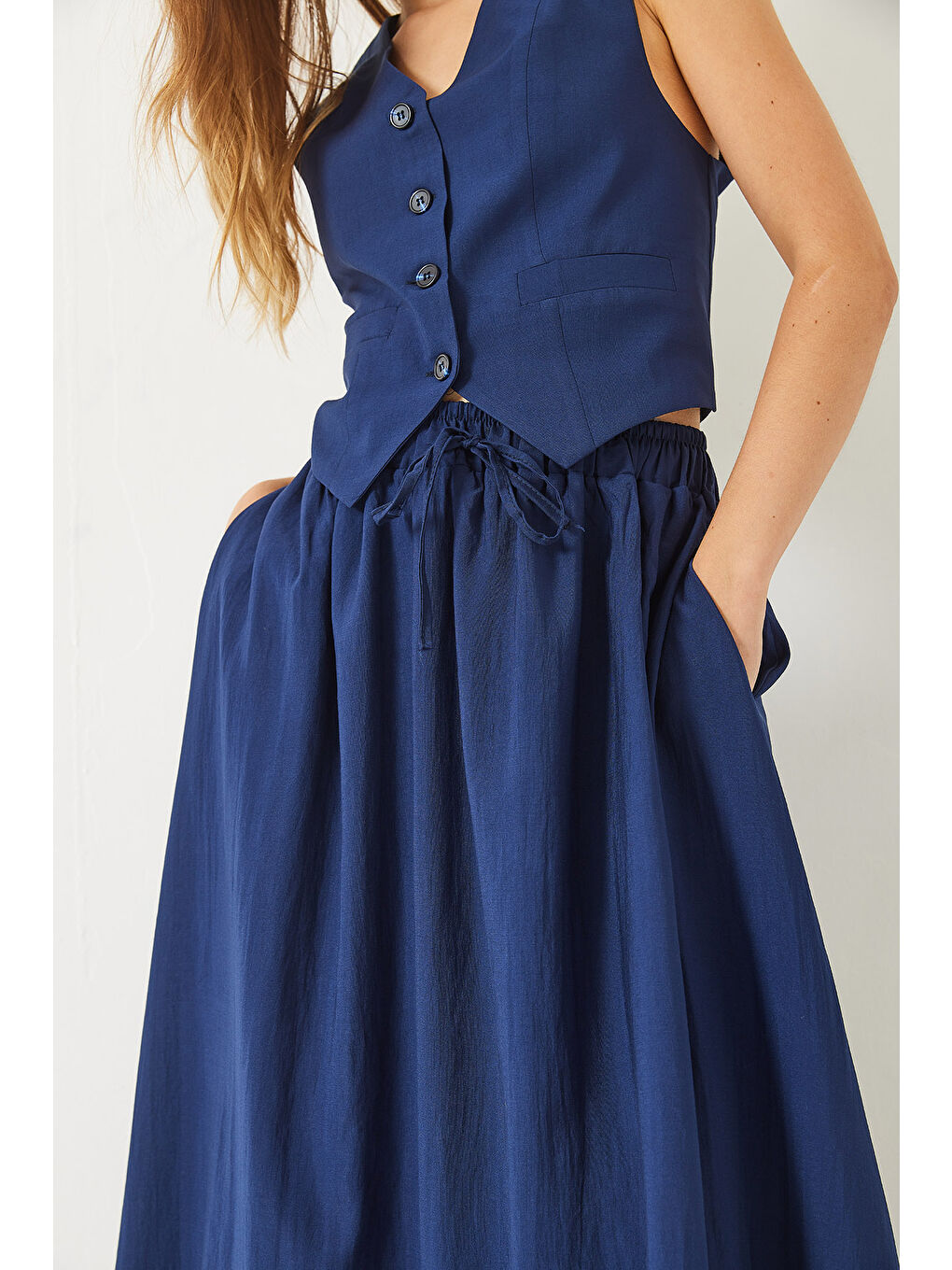 Lacivert Kadın Olivia Yelekli Astarlı Cep Detaylı Kloş Etekli Takım-5