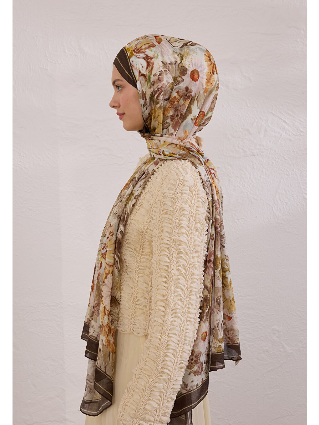 Kahverengi Jasmıne Joy Desen Rami Şal Kahve-2