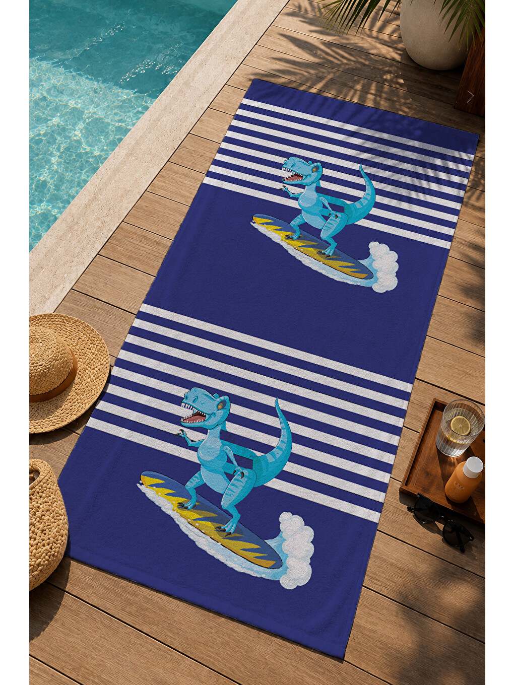 Lacivert Beyaz Çizgili Tropikal Timsah Desenli 70x150 Cm Dijital Baskılı Plaj Ve Banyo Havlusu-2