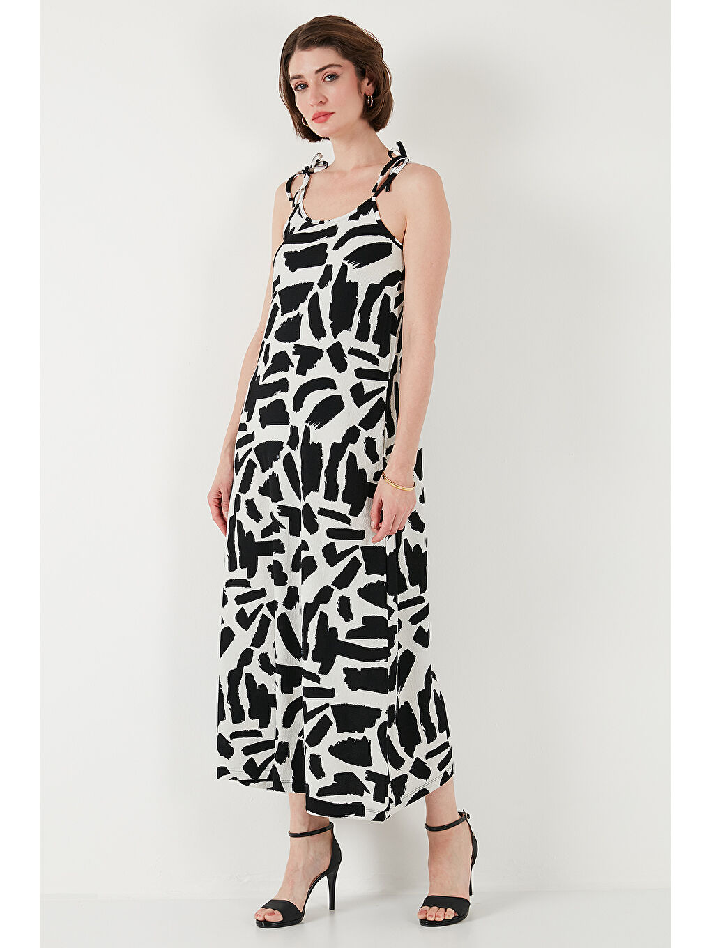 Siyah Desenli Midi Boy Oversize Fit Bağlamalı İp Askılı Bisiklet Yaka Elbise 5869009-2