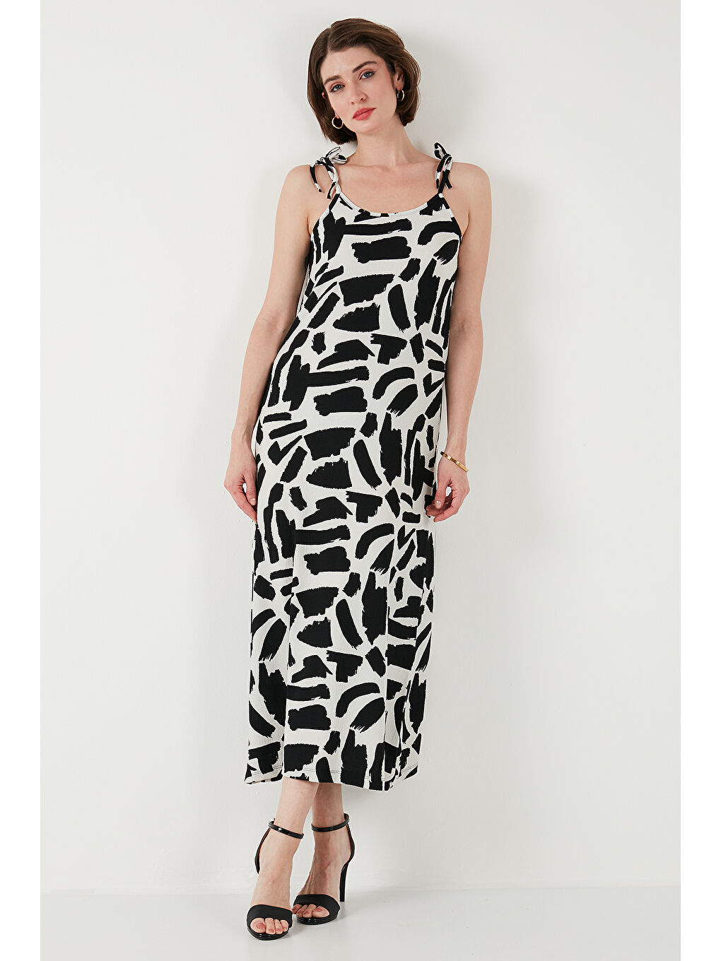 Siyah Desenli Midi Boy Oversize Fit Bağlamalı İp Askılı Bisiklet Yaka Elbise 5869009-3